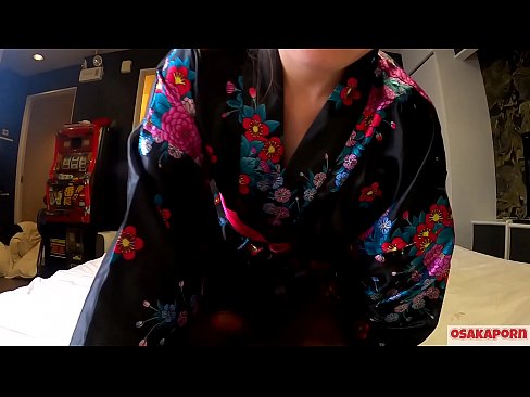 ❤️ 年轻的COSPLAY女孩喜欢性爱到高潮,在女骑手和口交的喷水。亚洲女孩与毛茸茸的阴户和美丽的乳房在传统的日本服装在业余视频显示自慰与他妈的玩具。樱花3 OSAKAPORN. Sex video
