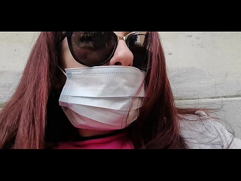 ❤️ Nicoletta报复她的邻居,在他的车库里撒尿(特别Covid19意大利检疫局) Sex video